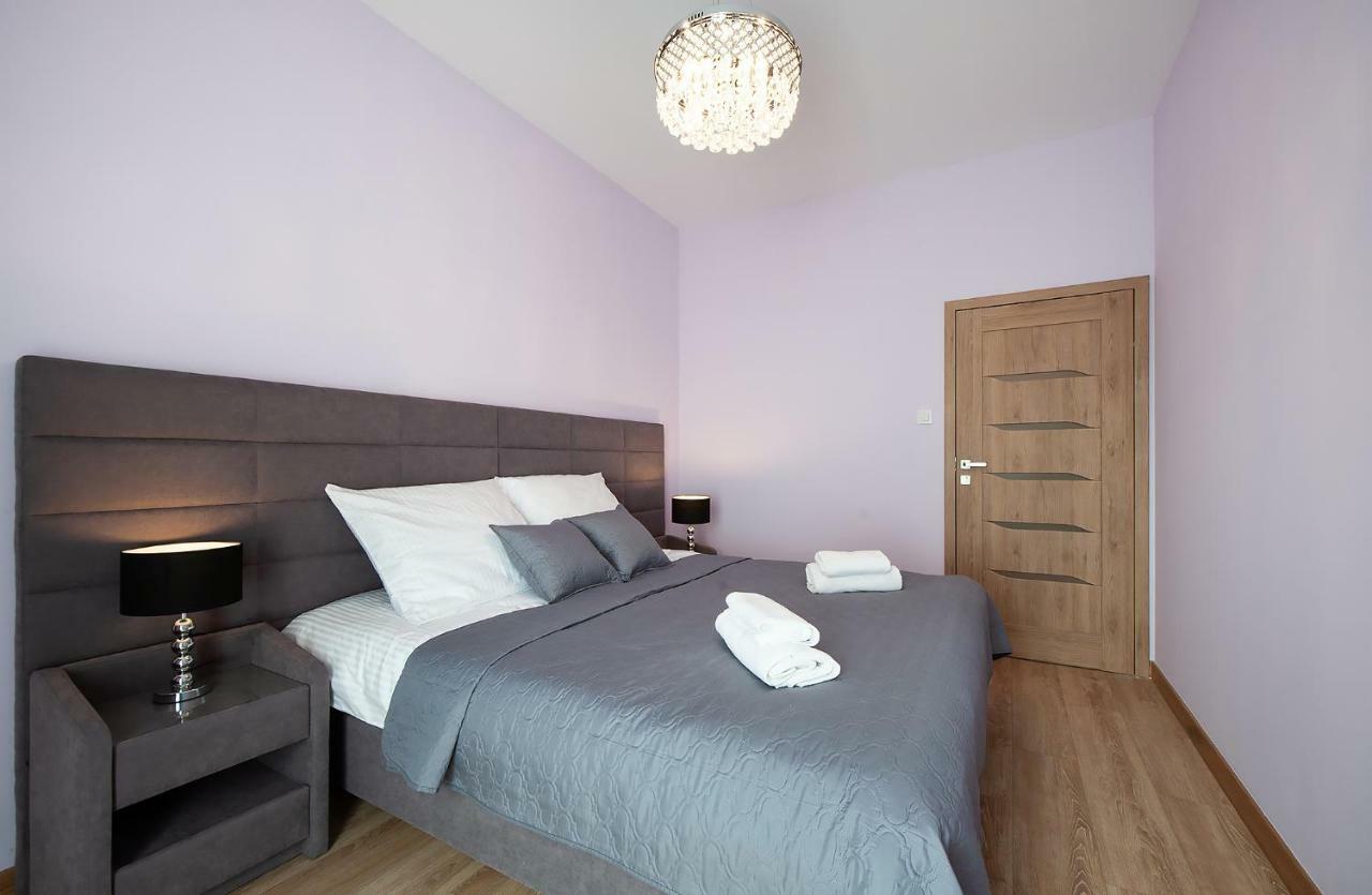 Awangarda Home Apartment Варшава Екстериор снимка